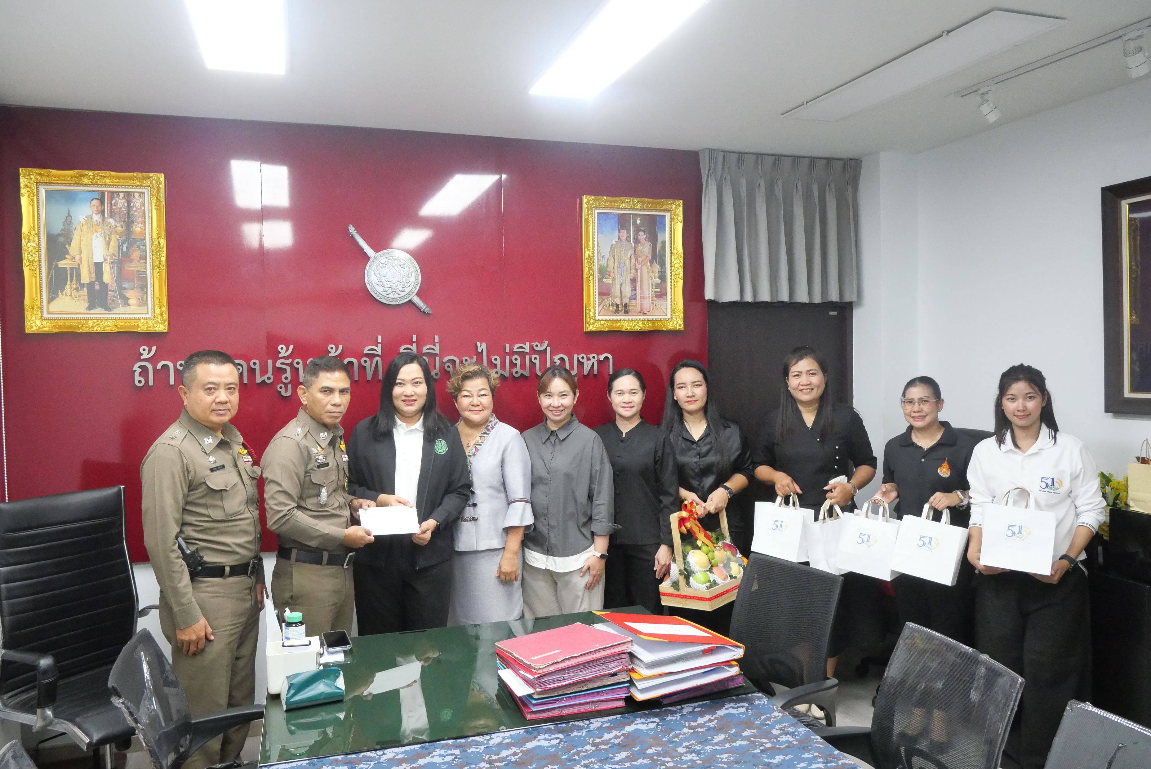 title - ส.ป.ก. ขอขอบคุณสถานีตำรวจนครบาลนางเลิ้งที่ให้การสนับสนุนการบริการจราจร การจัดงานวันคล้ายวันสถาปนา ส.ป.ก. ครบรอบ 51 ปี